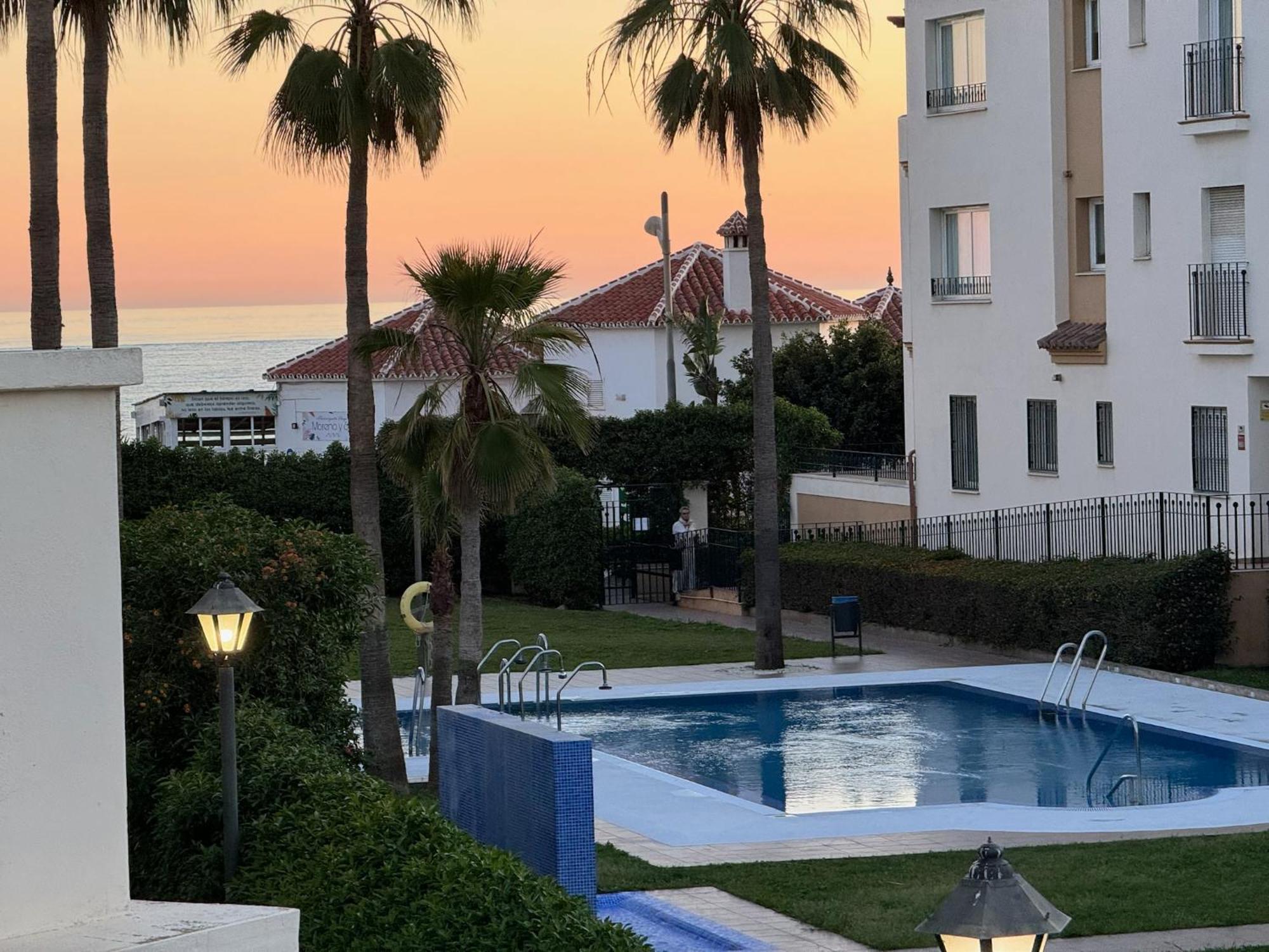 Strandnaera Boende I Torrox Costa Esterno foto