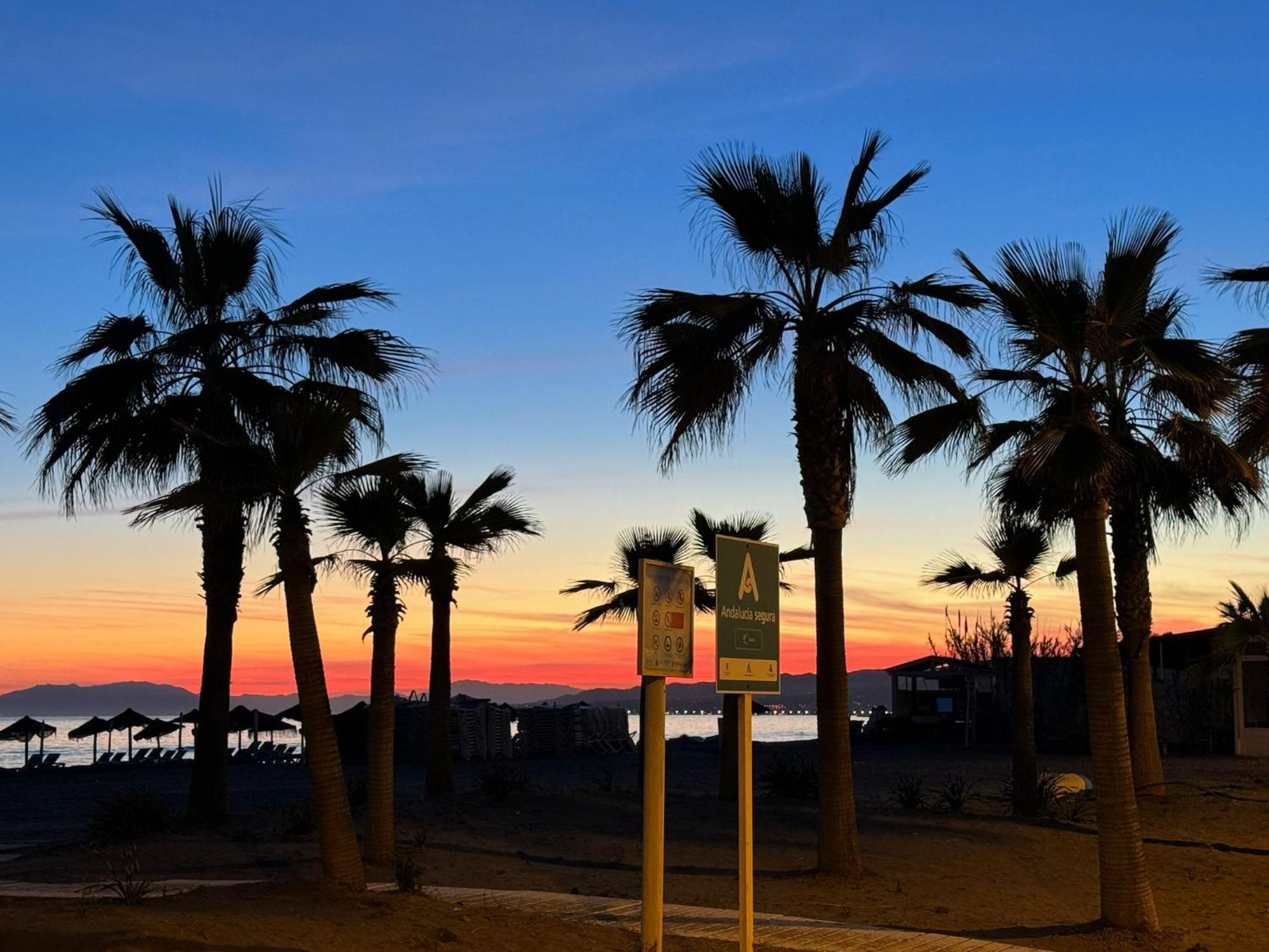 Strandnaera Boende I Torrox Costa Esterno foto
